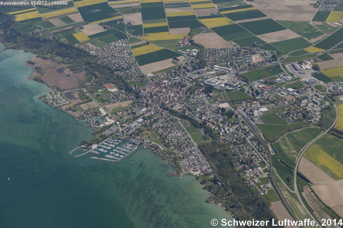 Estavayer (Norden: Mitte linker Bildrand)